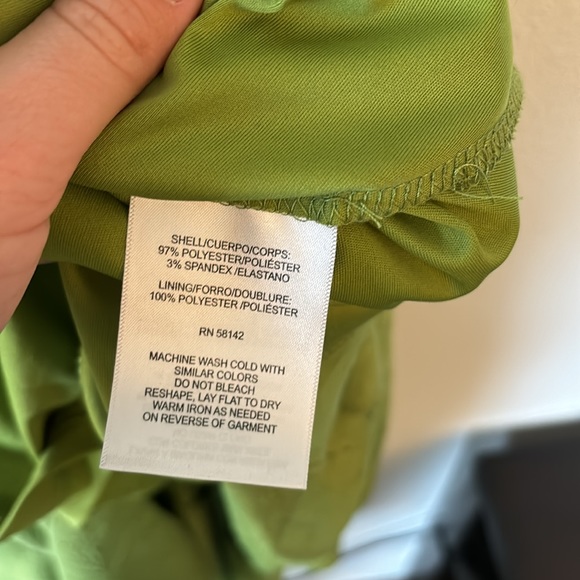 Maggy London V-Neck Empire Flare Midi Dress - Picture 9 of 11